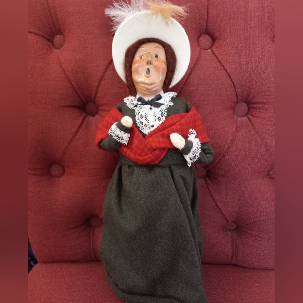 BYERS' CHOICE LTD. WOMEN CAROLER 1993 SIGNED